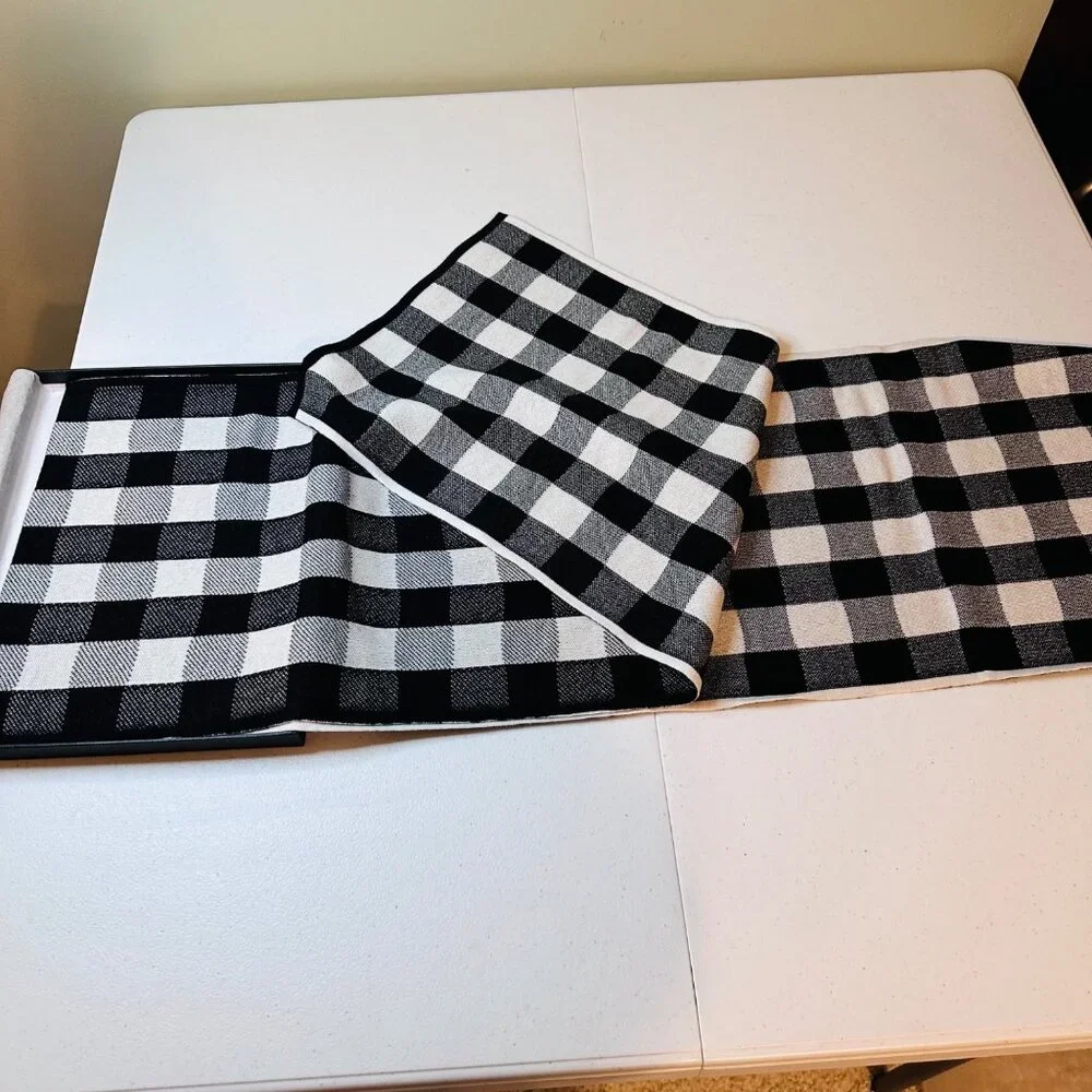 Warm Scarf Black & White Checkered Pattern Gift Box Long Winter Scarf